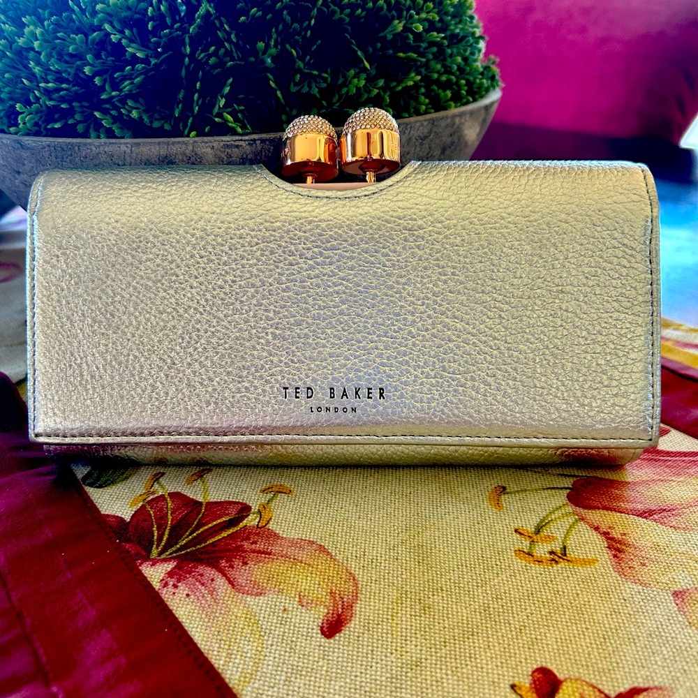 Ted Baker Textured Bobble Matinee wallet